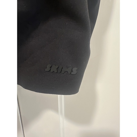 Skims Black  Bralette naked Scoop Neck Comfortable Everyday Support L-DD bra - Picture 2 of 5